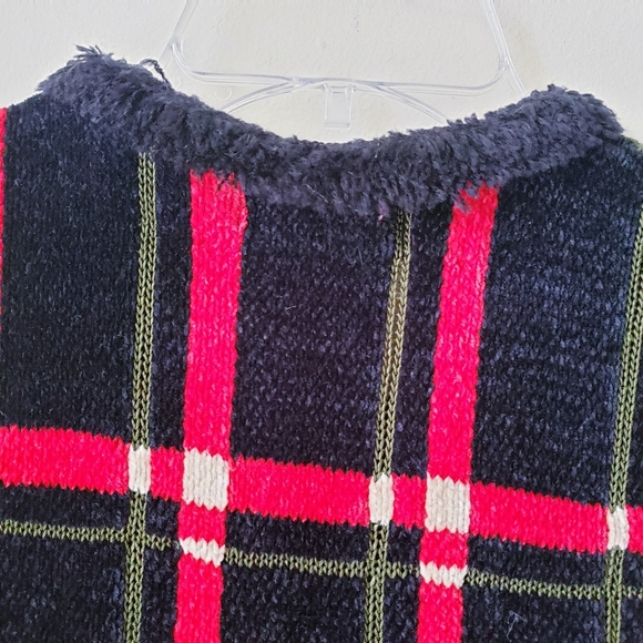 Vintage Berek Black and Red Soft Plaid Vest - Picture 9 of 13